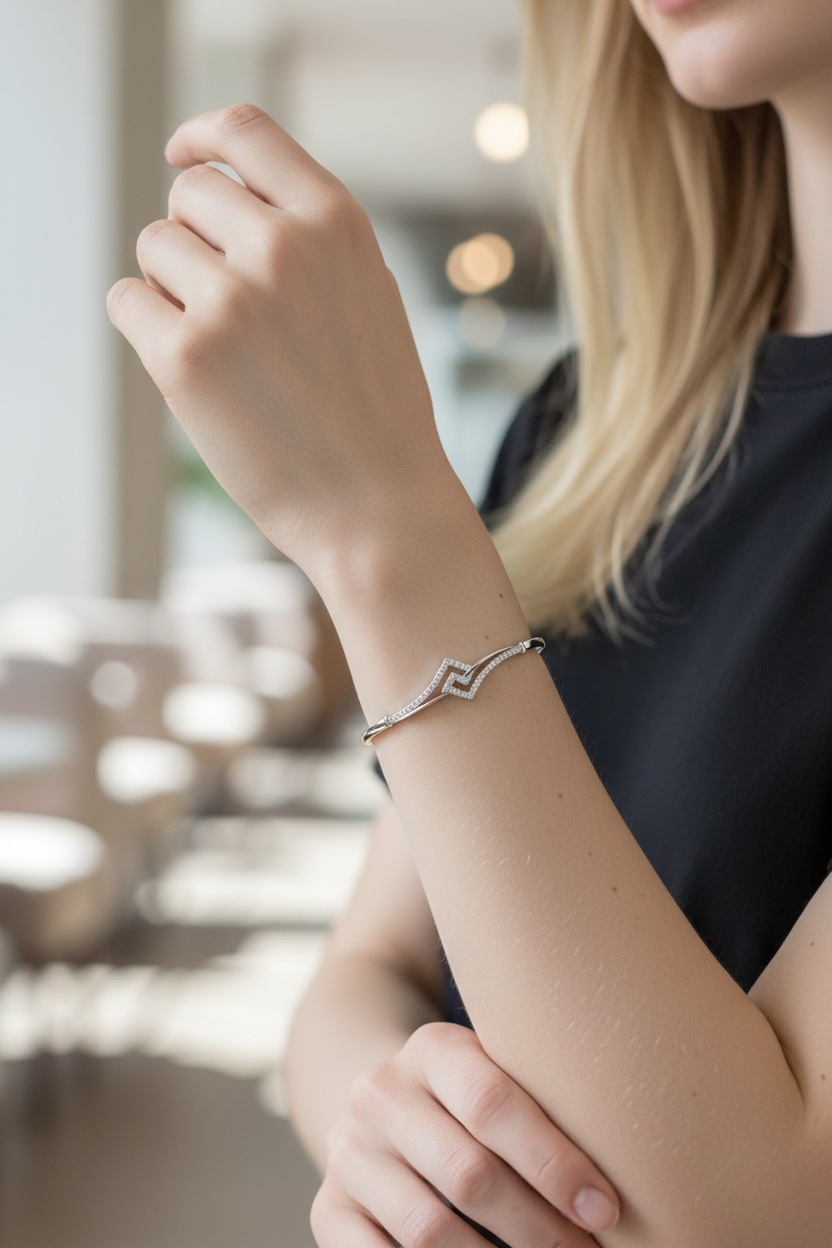 Geometric Zigzag Hinged Bangle