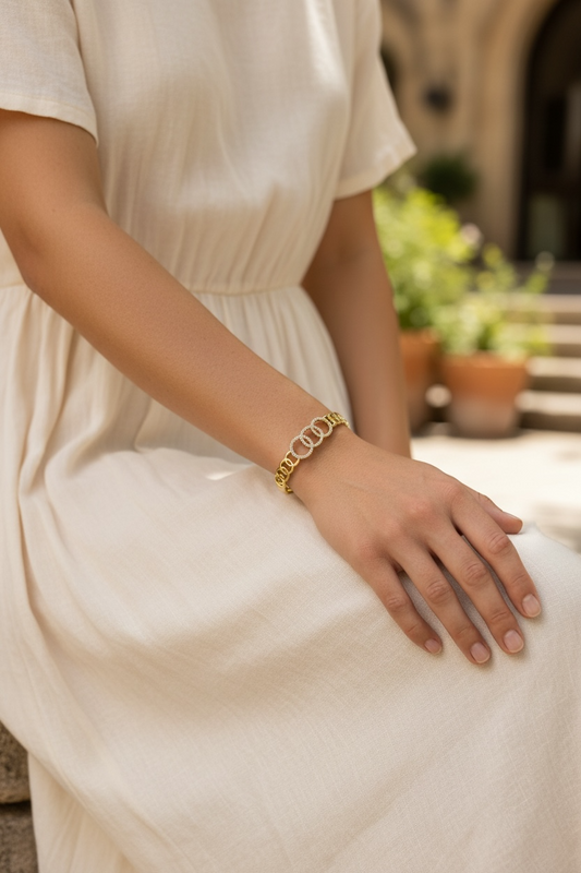 Interlocking Circle Bracelet