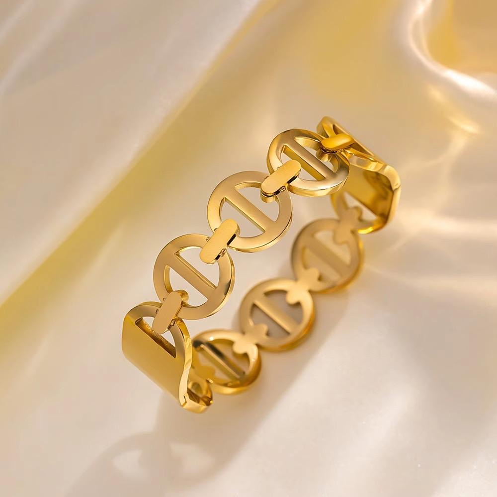 Geometric Link Openable Bangle