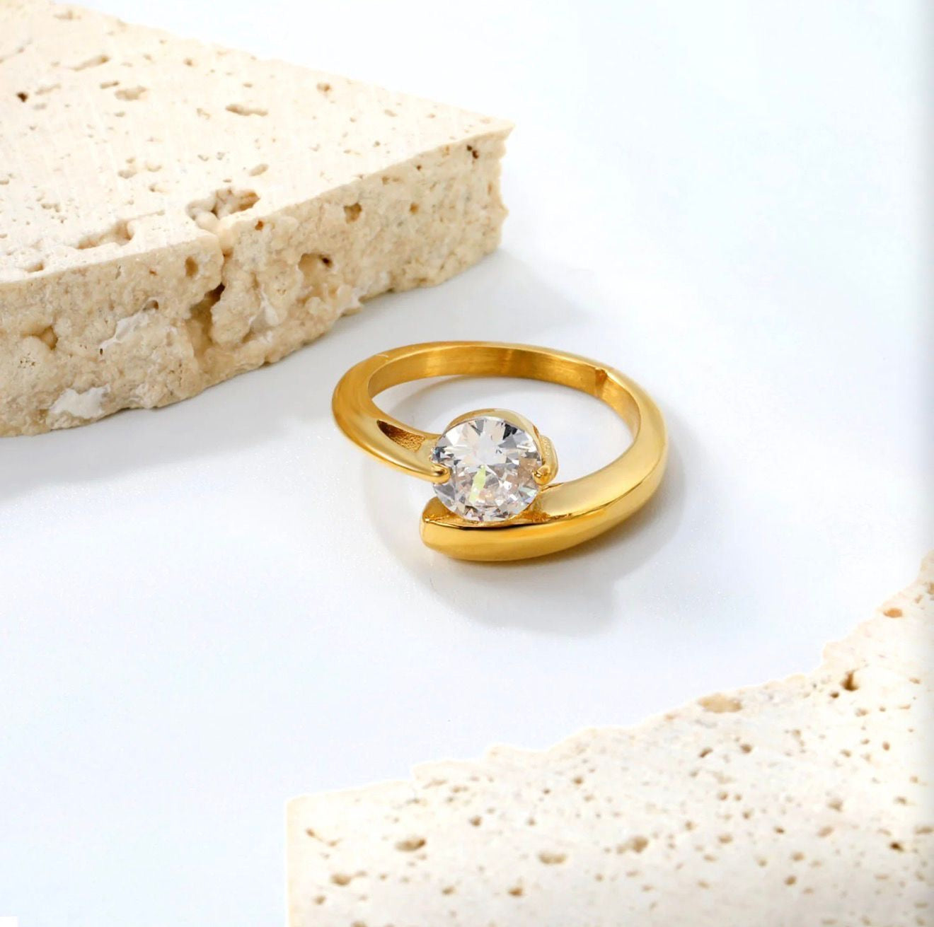 Round CZ Stone Ring