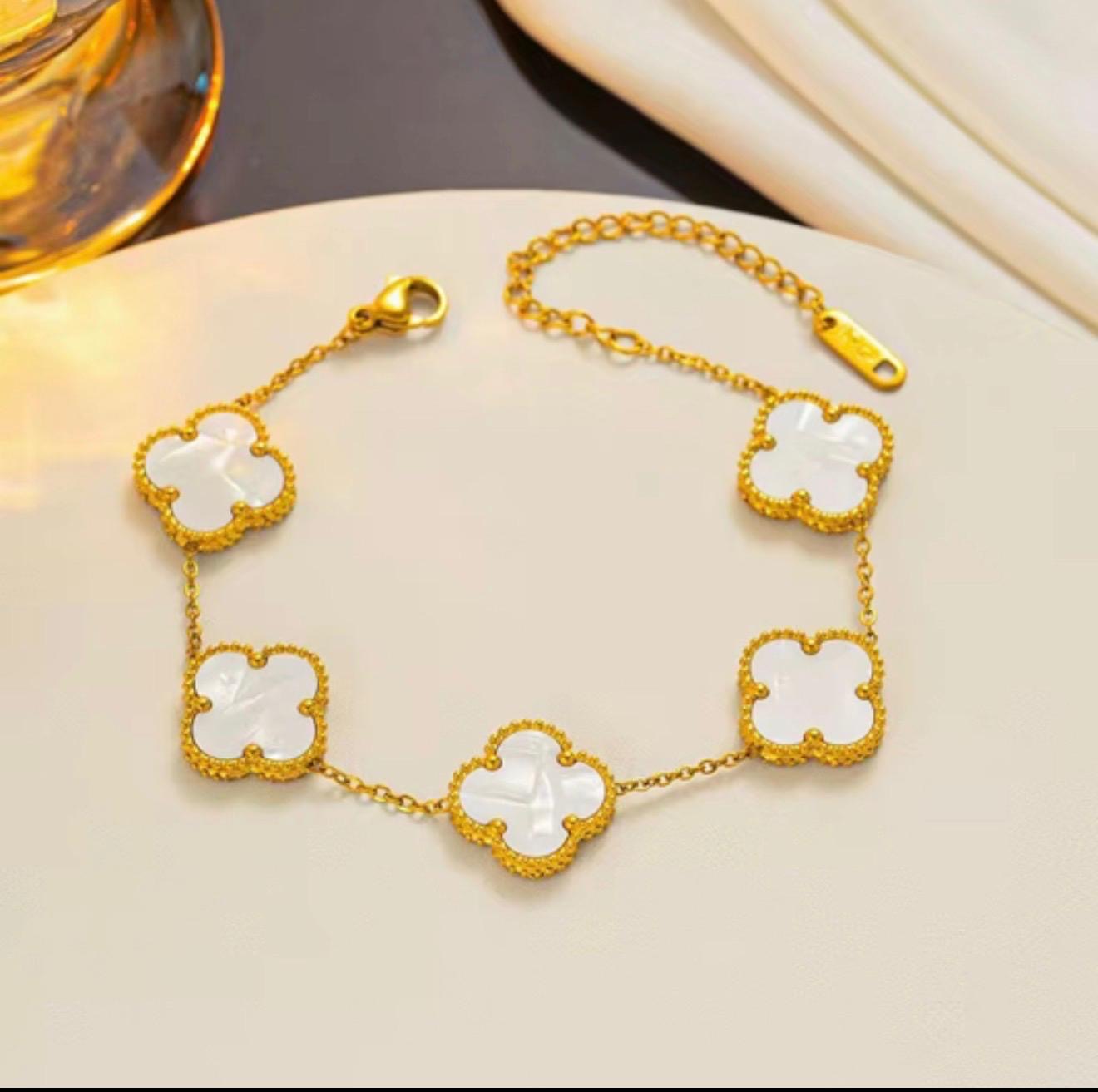 15mm Clover Chain Bracelet