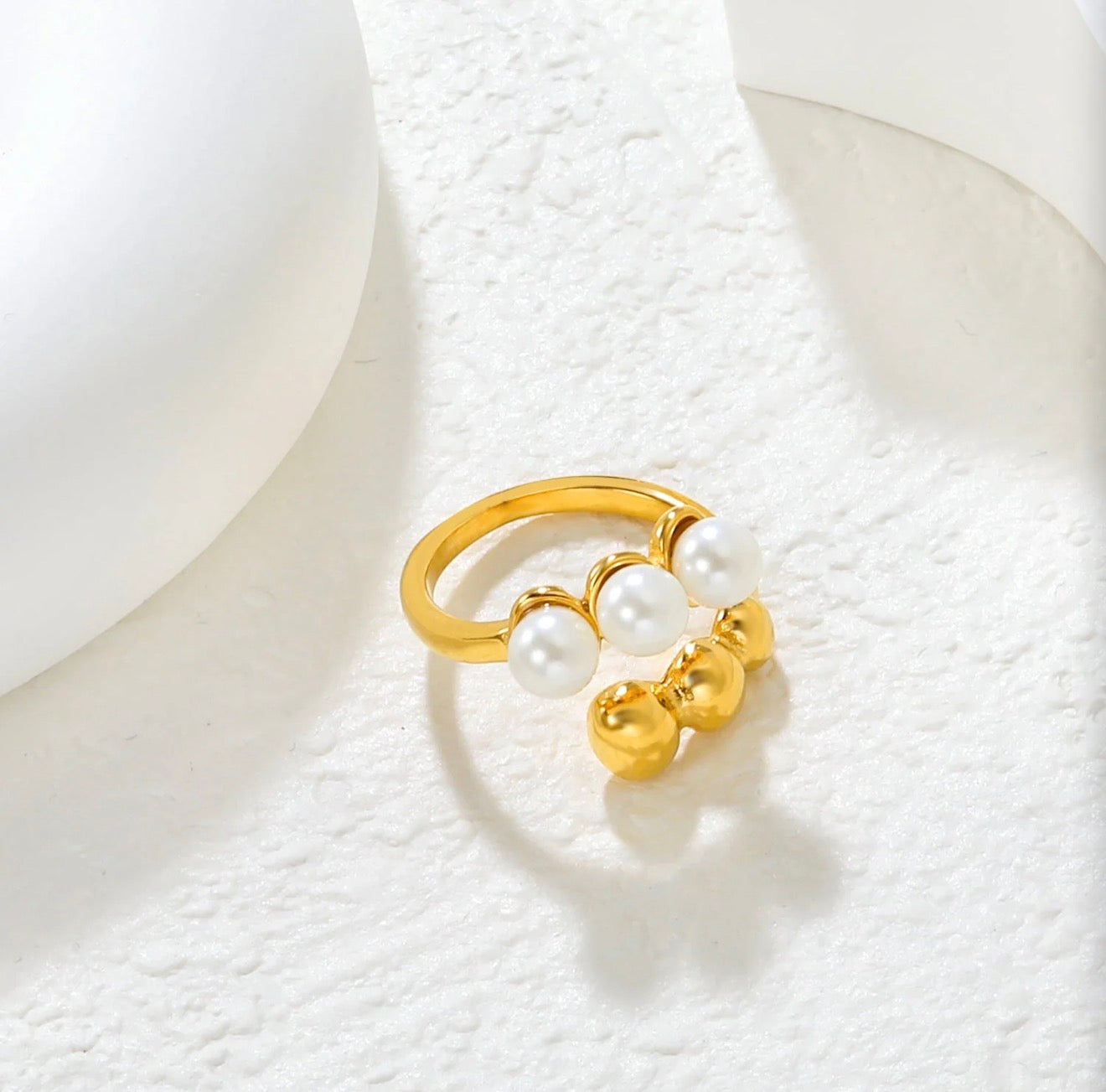 Solara Pearl Ring