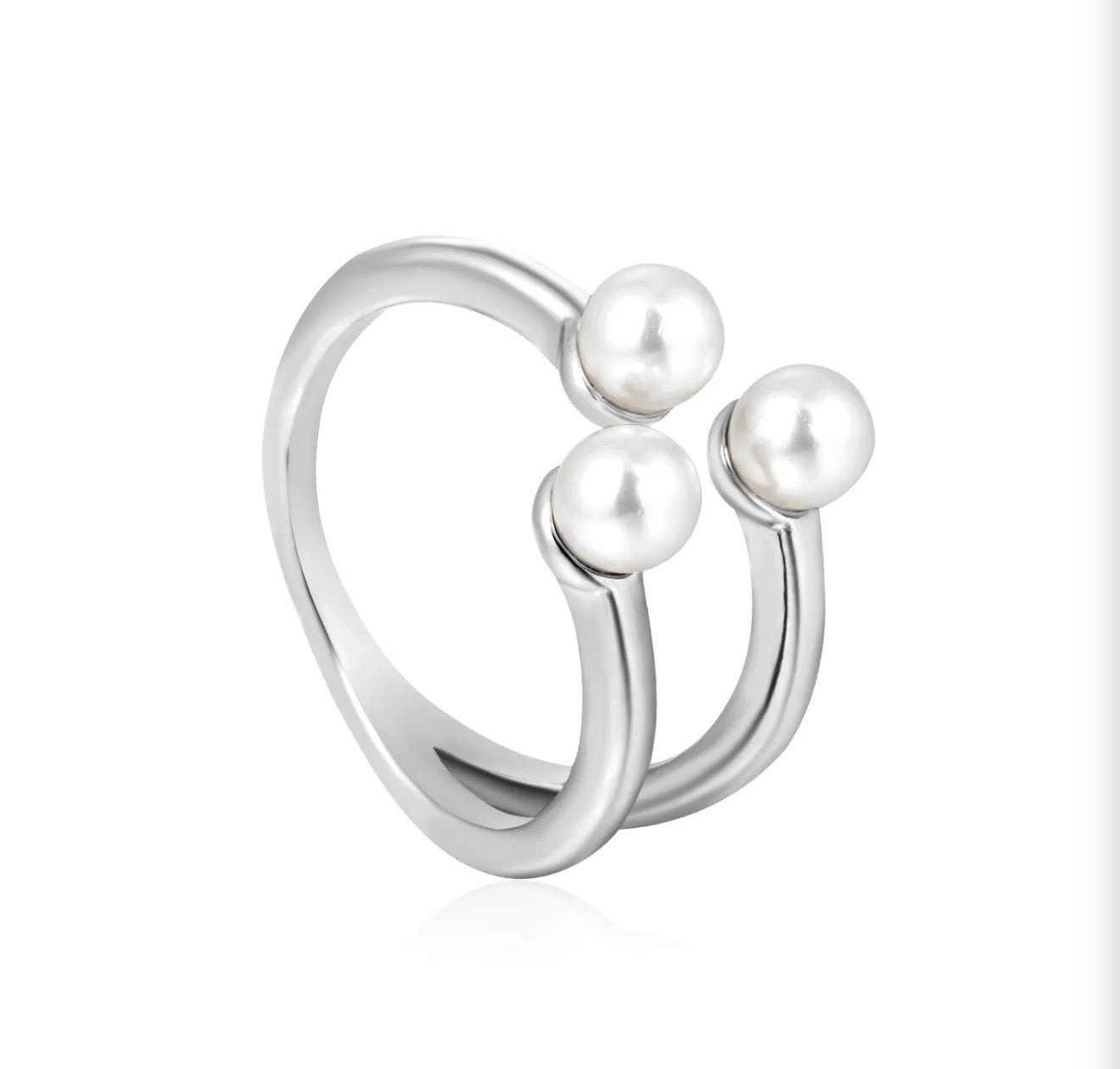 Luna Pearl Ring
